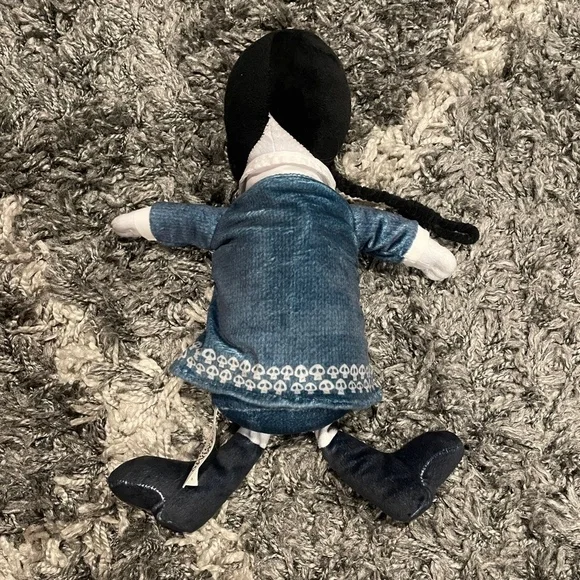 Wednesday Aadams Singing Plush Stuffed Doll Spooky Goth Music Theme Song - Picture 3 of 7